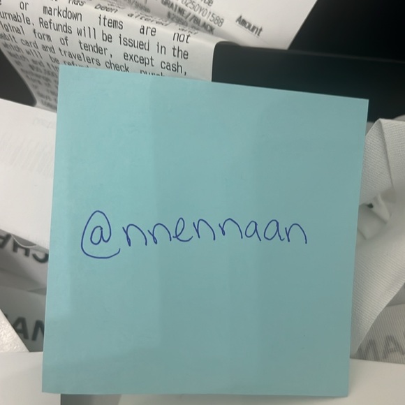 Chanel WOC SHW - Picture 12 of 14